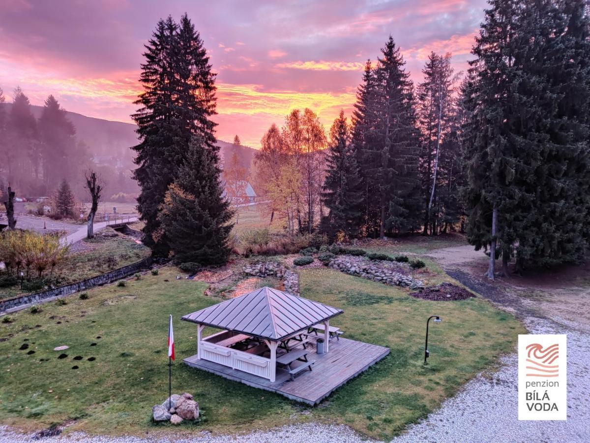Penzion Bila Voda Harrachov Exteriör bild