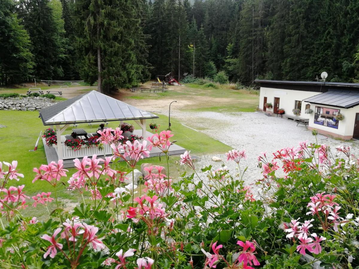 Penzion Bila Voda Harrachov Exteriör bild